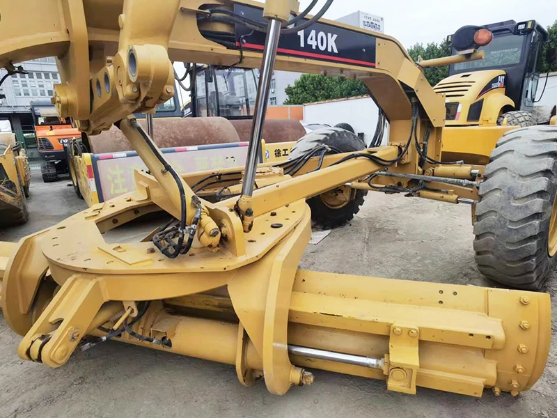 Caterpillar 140K
