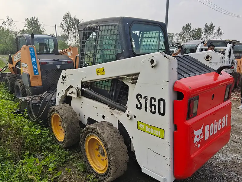 Skid Steer S160