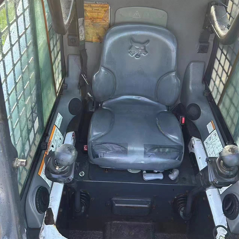Skid Steer S300