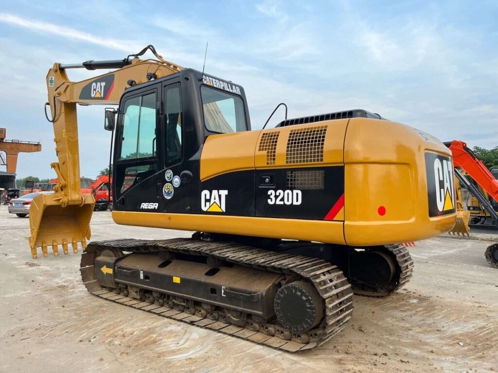 What Are the Different Construction Equipment Names? 2 Excavator operation safety