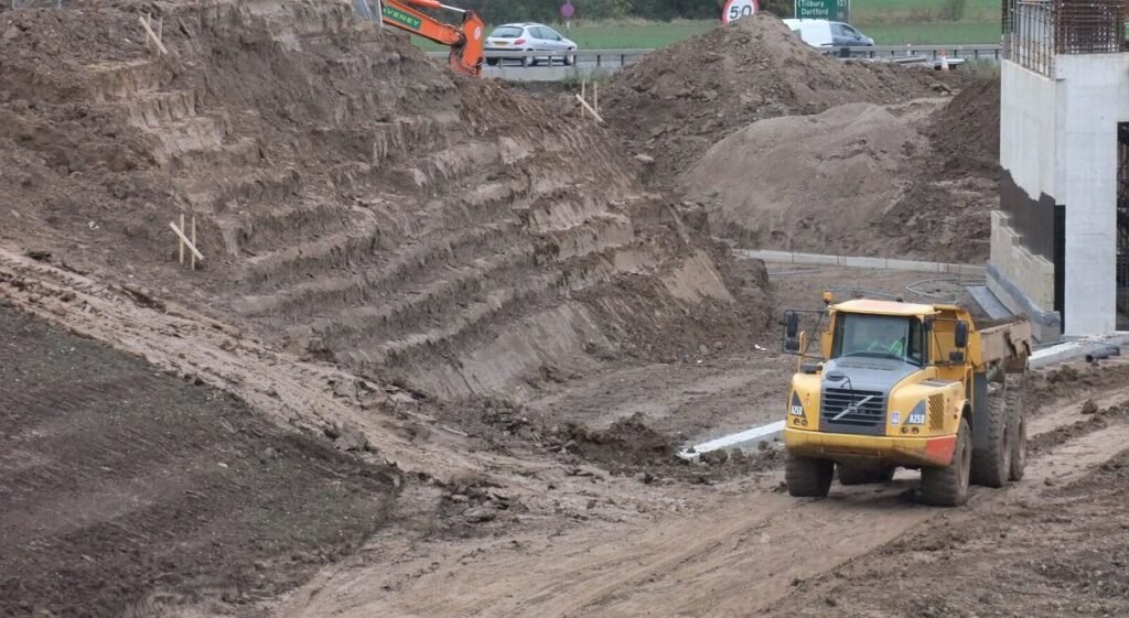 What Is Benching Excavation and How Does It Work? 2 benching excavation