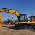 backhoe vs excavator