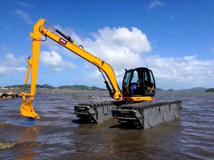 How to Choose the Right Amphibious Excavator for Your Project? 3 amphibious