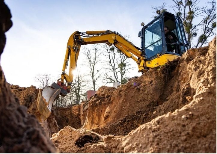 Excavator Trench: How to Choose the Right Excavator for Your Trenching Needs 4 excavator trench2