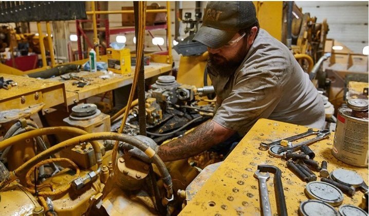Fuel Pressure: What To Look For When Buying A Used Excavator? 2 fuel pressure1
