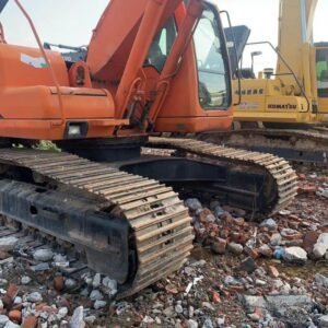 Used Doosan DX300LC Crawler Excavator Doosan DH300 Hydraulic Excavator 1 220L